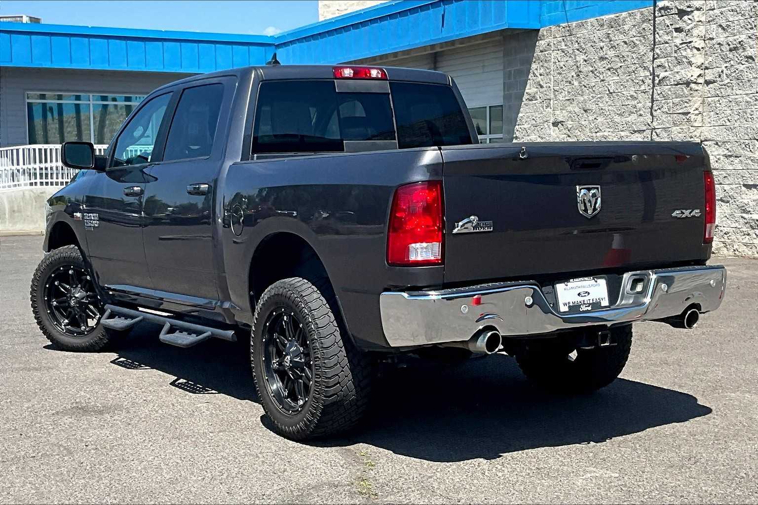 2019 RAM 1500 Classic Big Horn 4