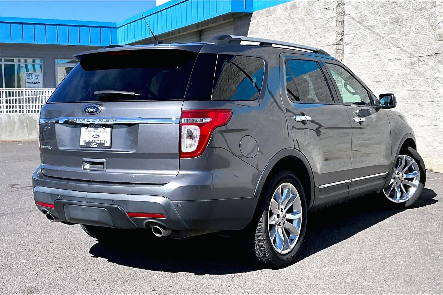 Thumbnail: 2013 Ford Explorer - 22
