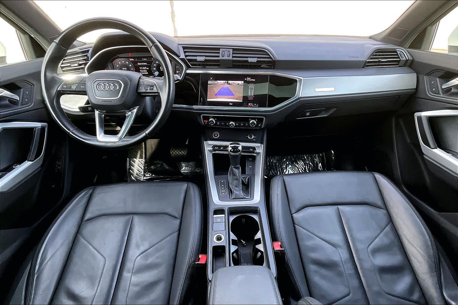 Thumbnail: 2022 Audi Q3 - 10