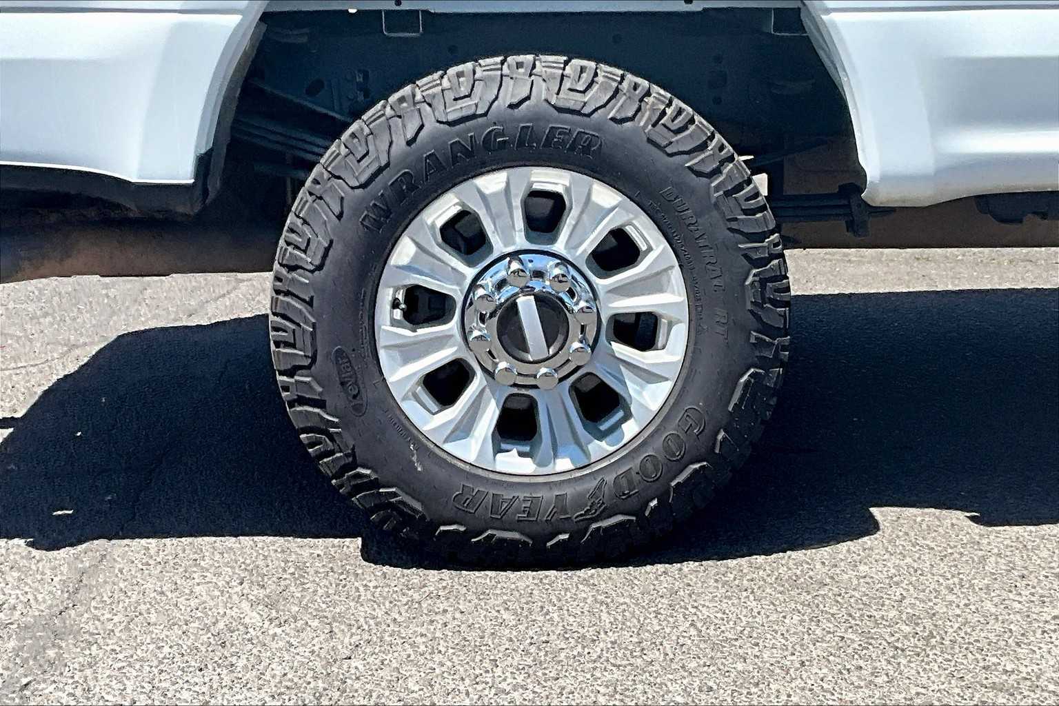 2022 Ford F-350 XLT 36