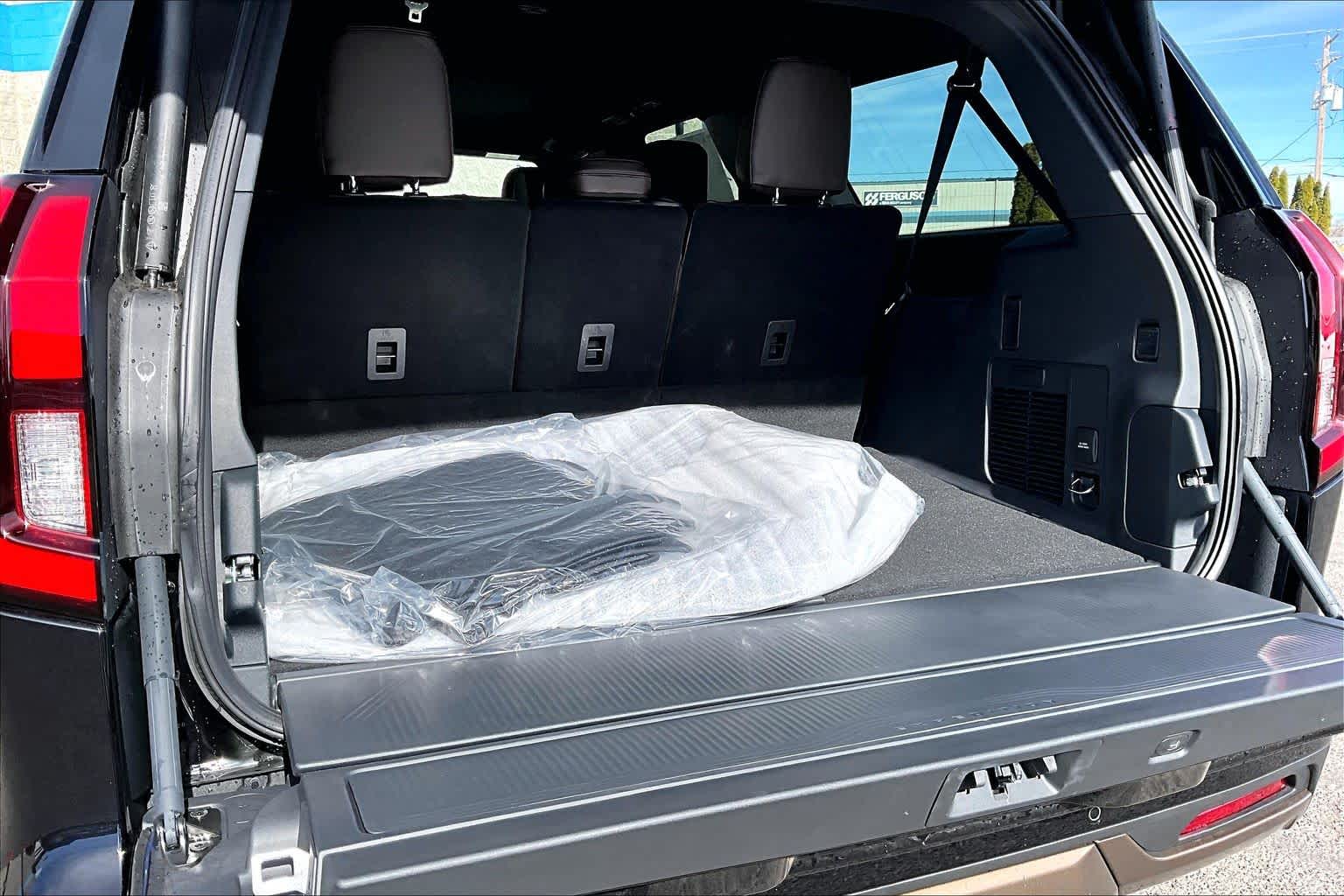Thumbnail: 2026 Ford Expedition MAX - 19