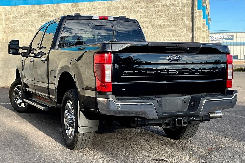 Used 2022 Ford F-250 Lariat Truck Crew Cab