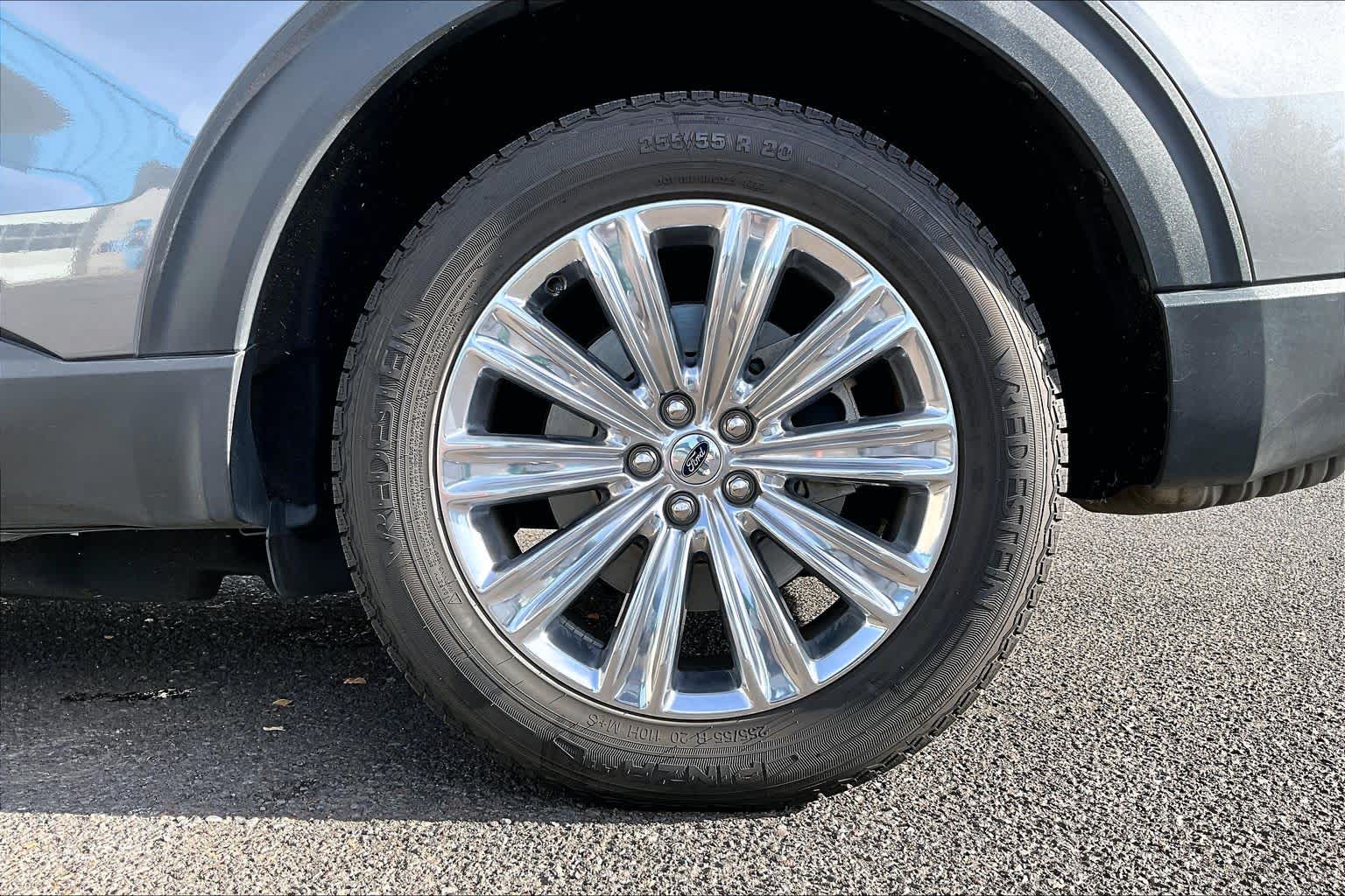 Thumbnail: 2021 Ford Explorer - 35