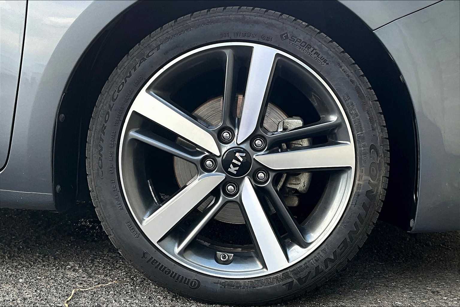Thumbnail: 2018 Kia Forte - 34