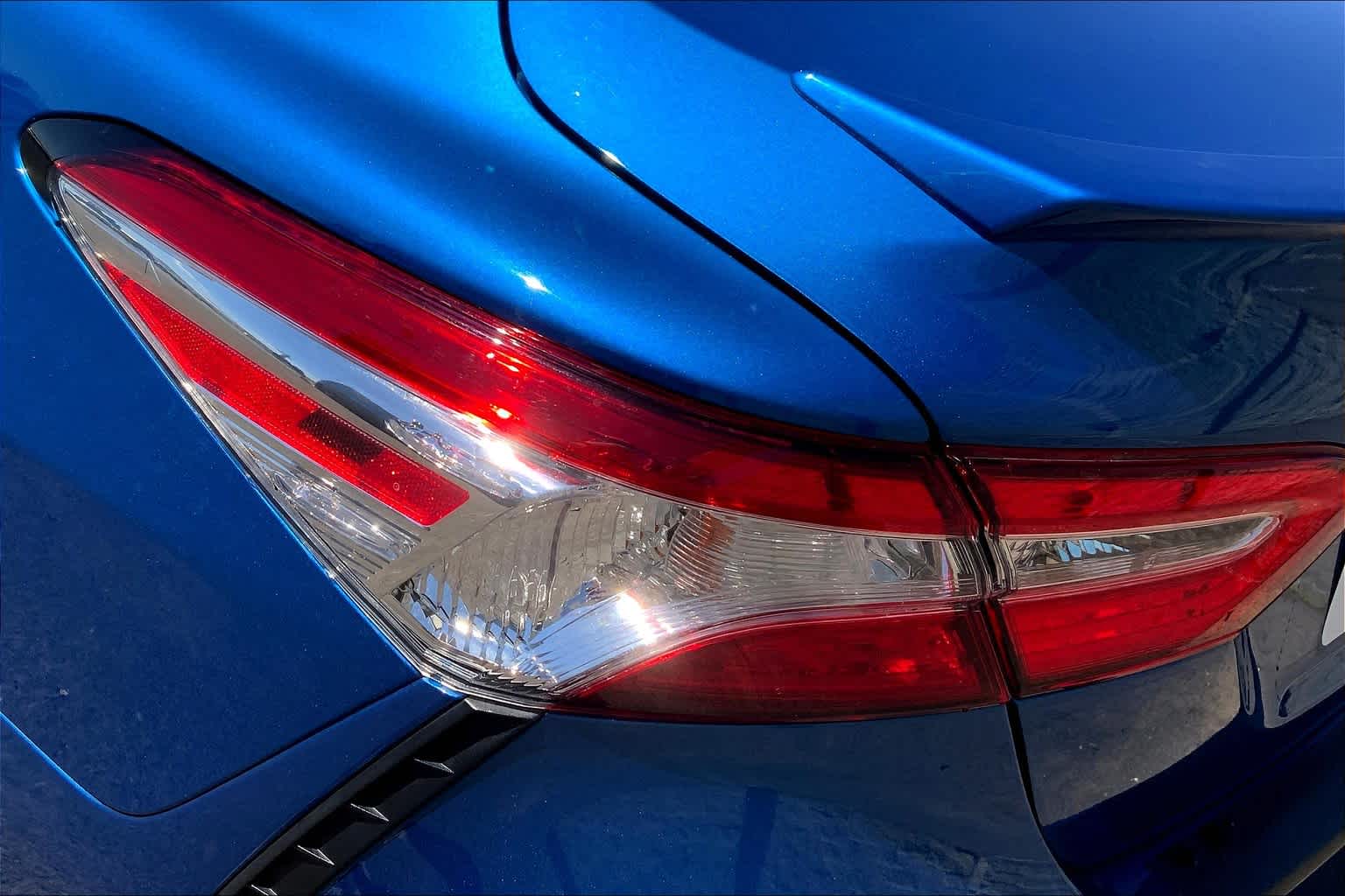 Thumbnail: 2020 Toyota Camry - 32