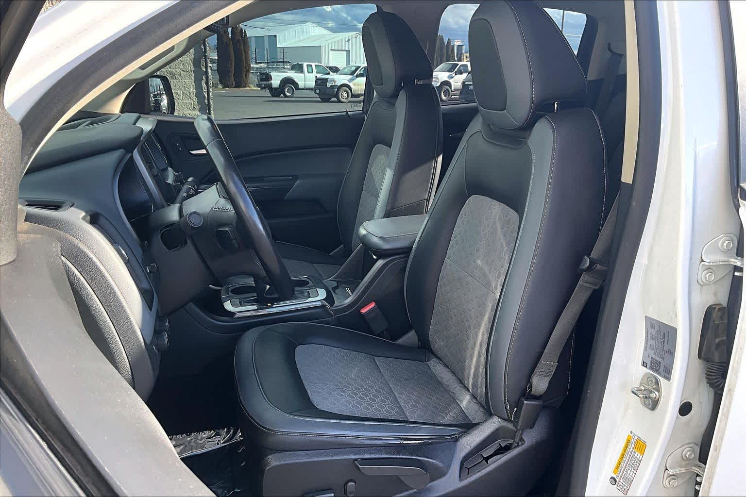 Thumbnail: 2021 Chevrolet Colorado - 11