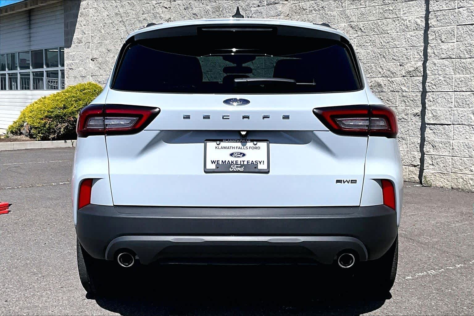 Thumbnail: 2025 Ford Escape - 5