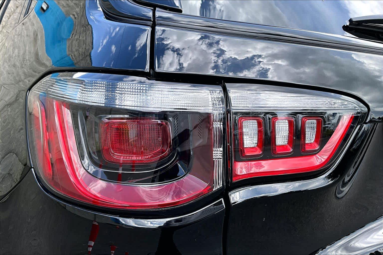 Thumbnail: 2025 Jeep Compass - 32