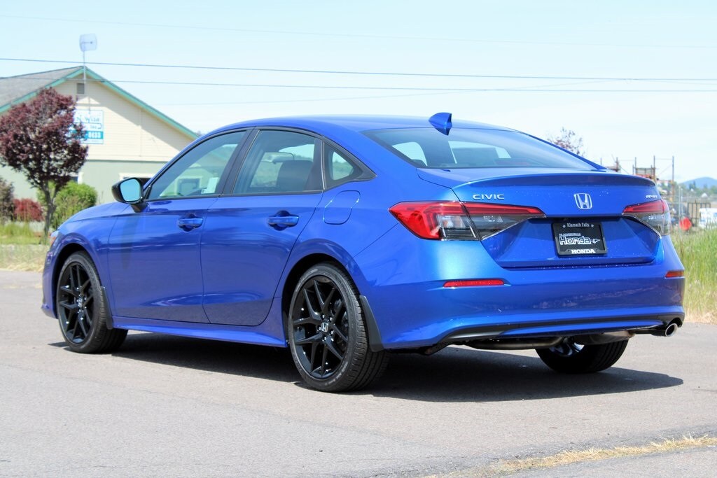 2024 Honda Civic Sport photo 3