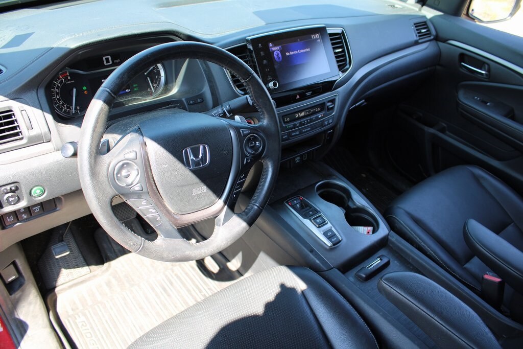 2021 Honda Ridgeline RTL photo 2