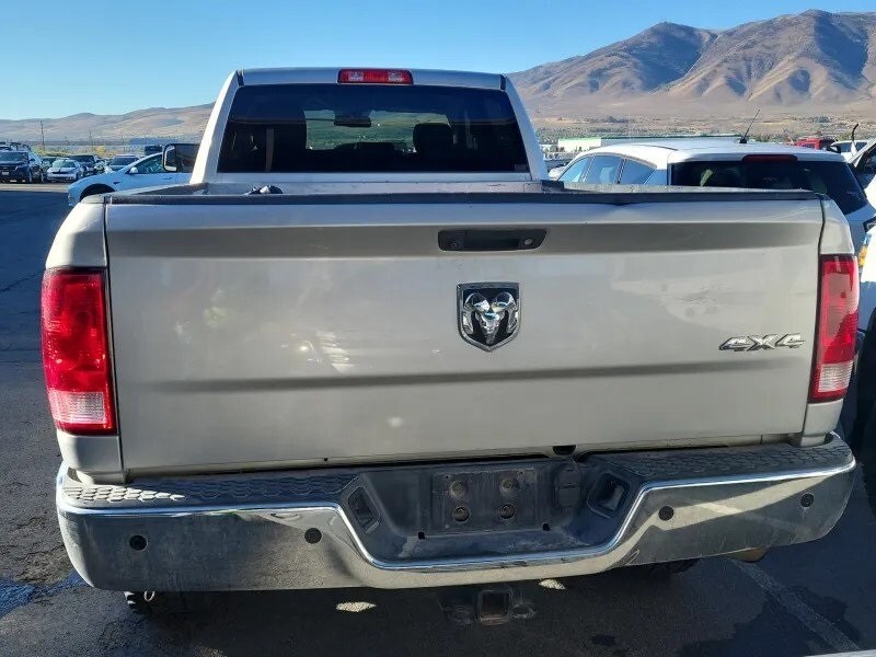2018 Ram 2500 Tradesman photo 3