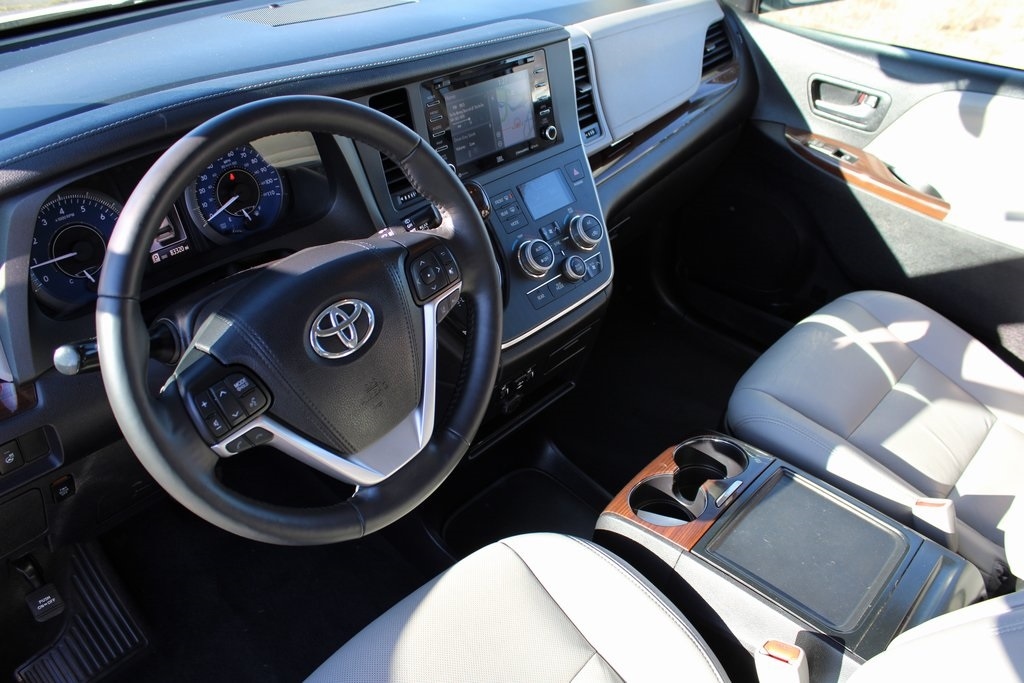 Used 2019 Toyota Sienna Limited 7 Passenger Van