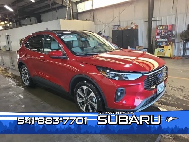 2024 Ford Escape Platinum's photo