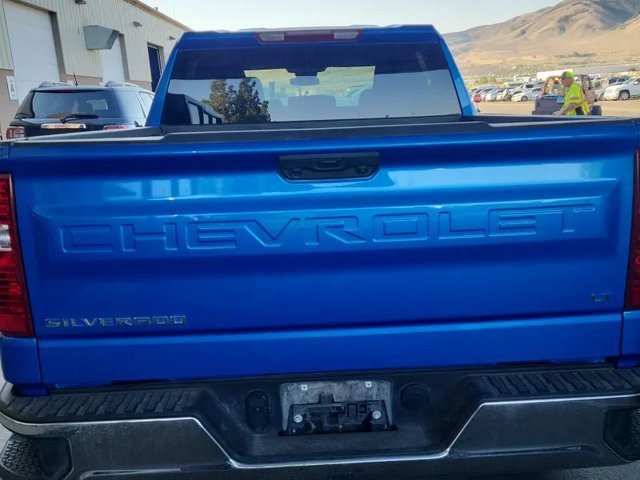 2025 Chevrolet Silverado 1500 photo 3