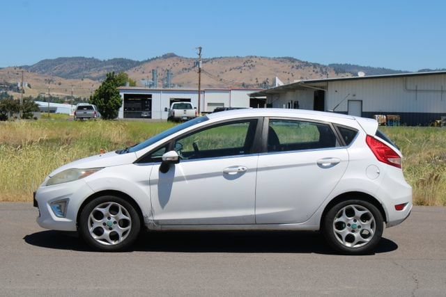 Used 2011 Ford Fiesta SES with VIN 3FADP4FJ0BM145937 for sale in Klamath Falls, OR