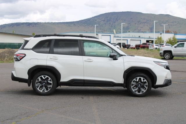 2026 Subaru Forester Premium - Photo 7