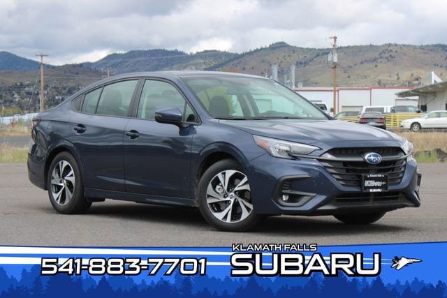 2025 Subaru Legacy Premium's photo
