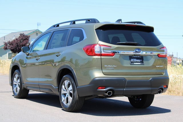 2025 Subaru Ascent Premium photo 4