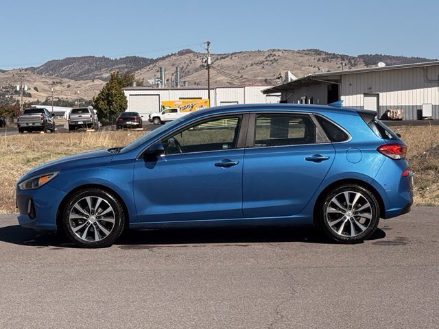 Used 2018 Hyundai Elantra GT GT with VIN KMHH35LE0JU027722 for sale in Klamath Falls, OR