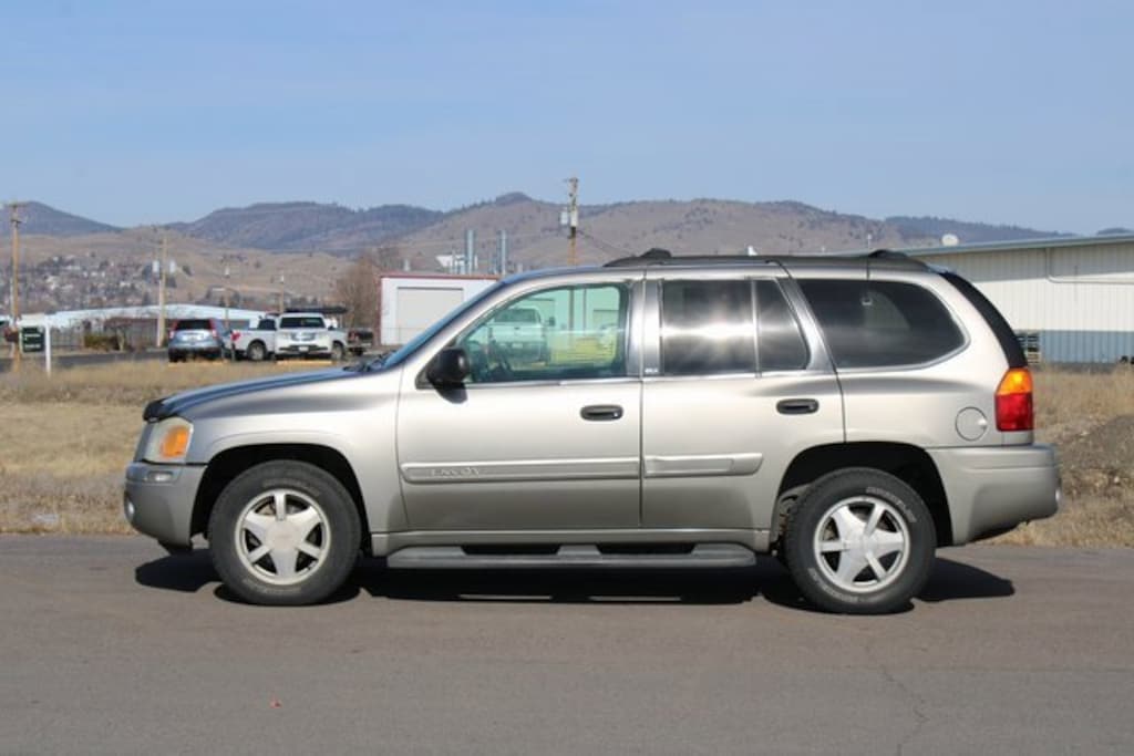 Used 2002 GMC Envoy SLE 4WD SLE
