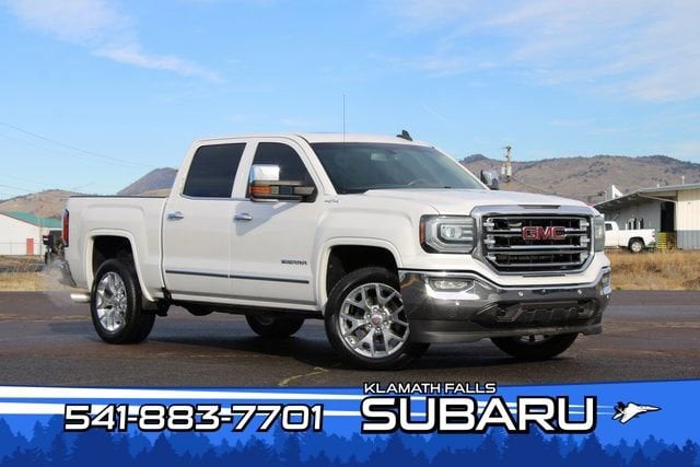2016 GMC Sierra 4WD Crew Cab Short Box SLT w/R8J's photo