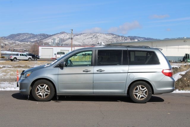 Used 2007 Honda Odyssey EX with VIN 5FNRL38617B066917 for sale in Klamath Falls, OR