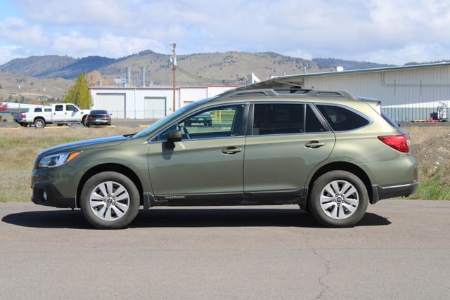 Used 2017 Subaru Outback Premium with VIN 4S4BSACC9H3360890 for sale in Klamath Falls, OR