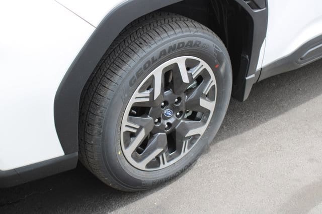 2026 Subaru Forester Premium - Photo 12