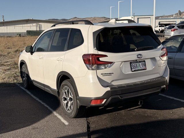 2019 Subaru Forester Premium photo 4