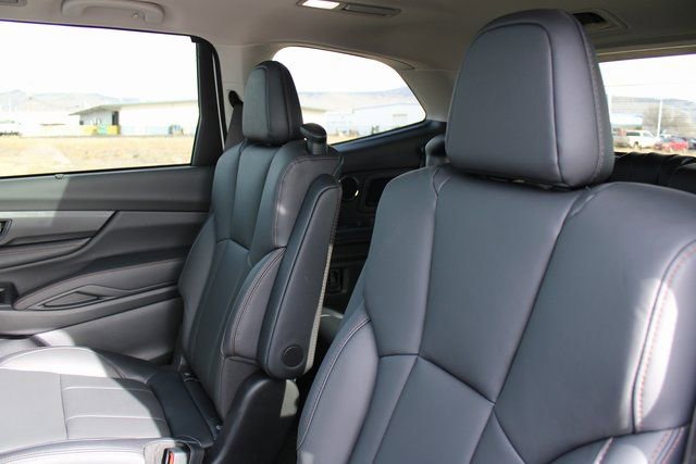 2026 Subaru Ascent Limited Bronze Edition - Photo 17