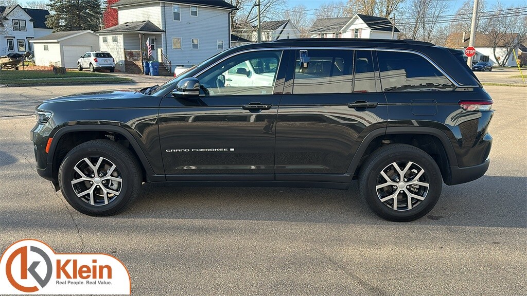 Used 2024 Jeep Grand Cherokee Limited SUV