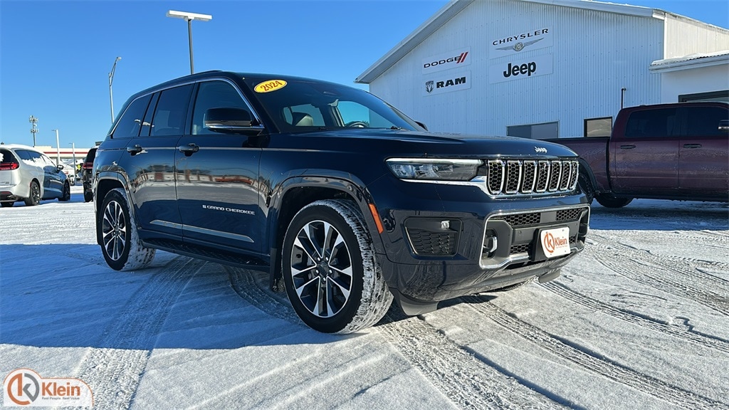 2024 Jeep Grand Cherokee Overland's photo
