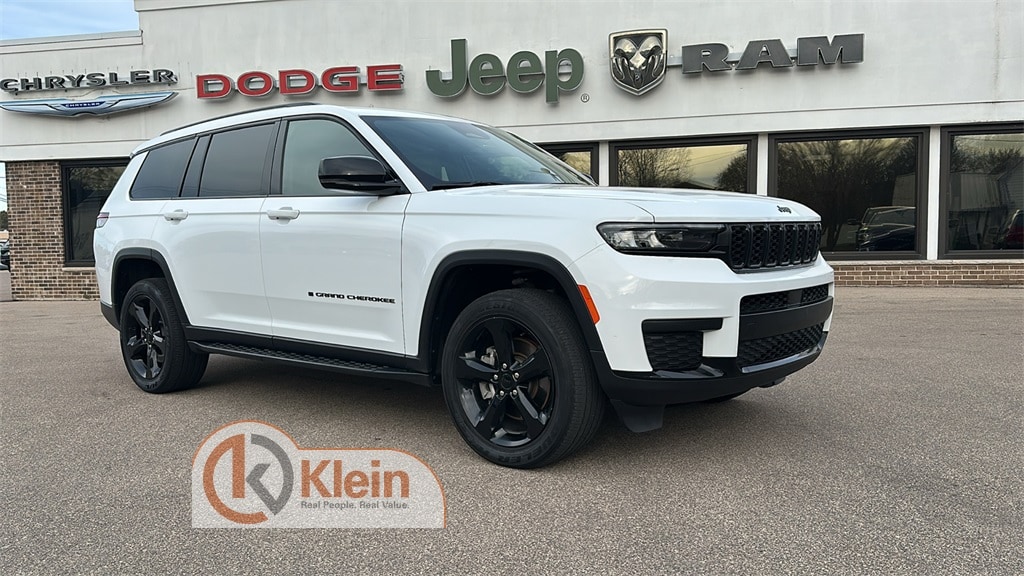 2024 Jeep Grand Cherokee L Altitude's photo