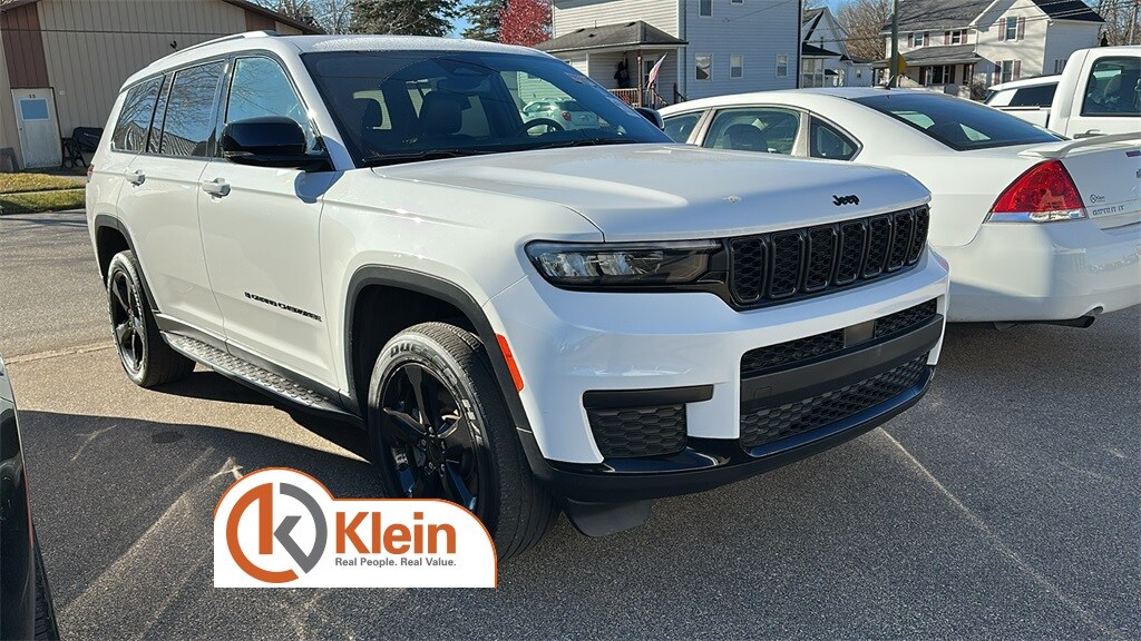 2024 Jeep Grand Cherokee Altitude X photo 3
