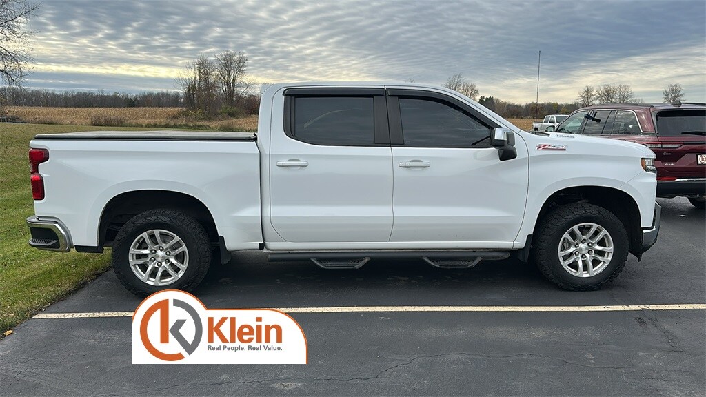 2022 Chevrolet Silverado 1500 photo 3