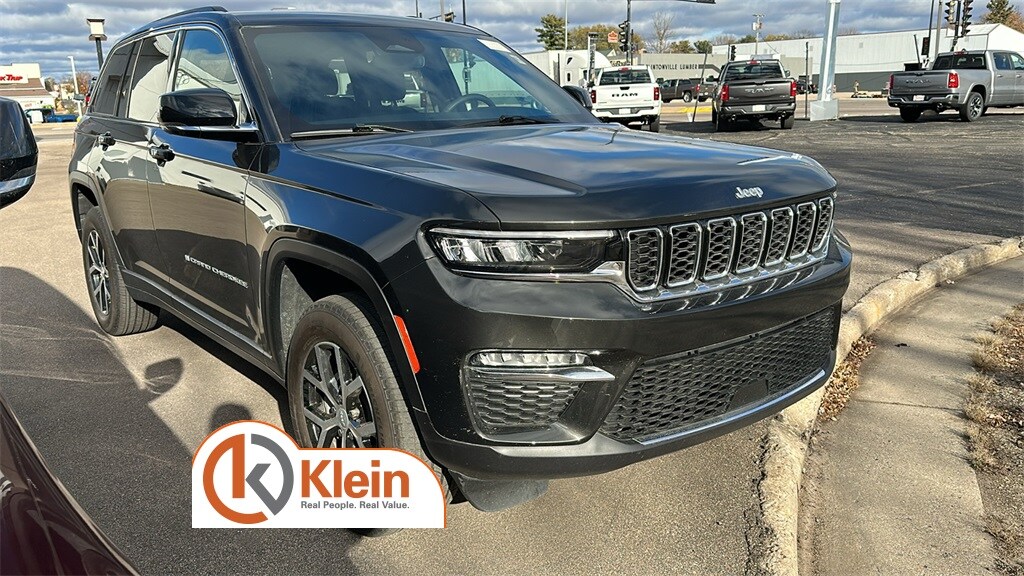 2024 Jeep Grand Cherokee Limited photo 3