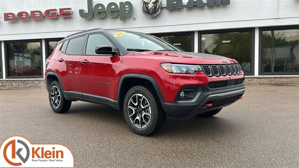 Used 2024 Jeep Compass Trailhawk SUV
