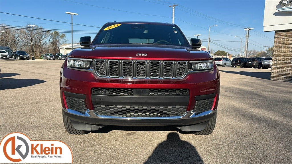 Used 2024 Jeep Grand Cherokee L Laredo SUV