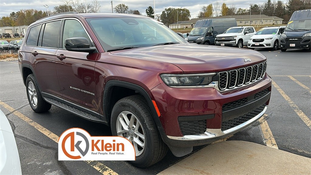 2024 Jeep Grand Cherokee Laredo photo 2