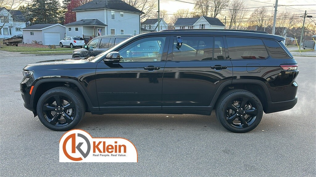 2024 Jeep Grand Cherokee Limited photo 4