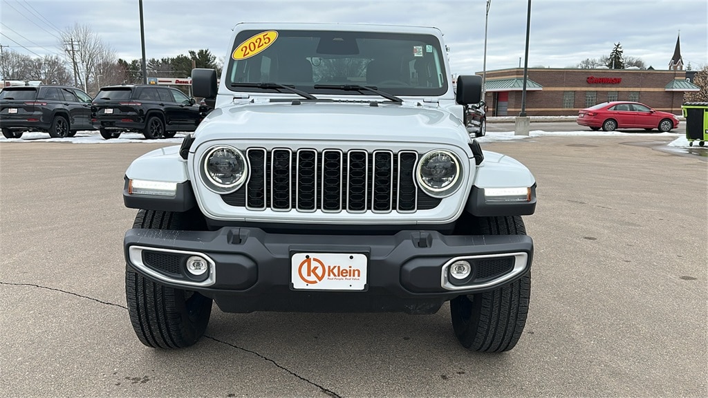 Used 2025 Jeep Wrangler 4xe Sahara SUV