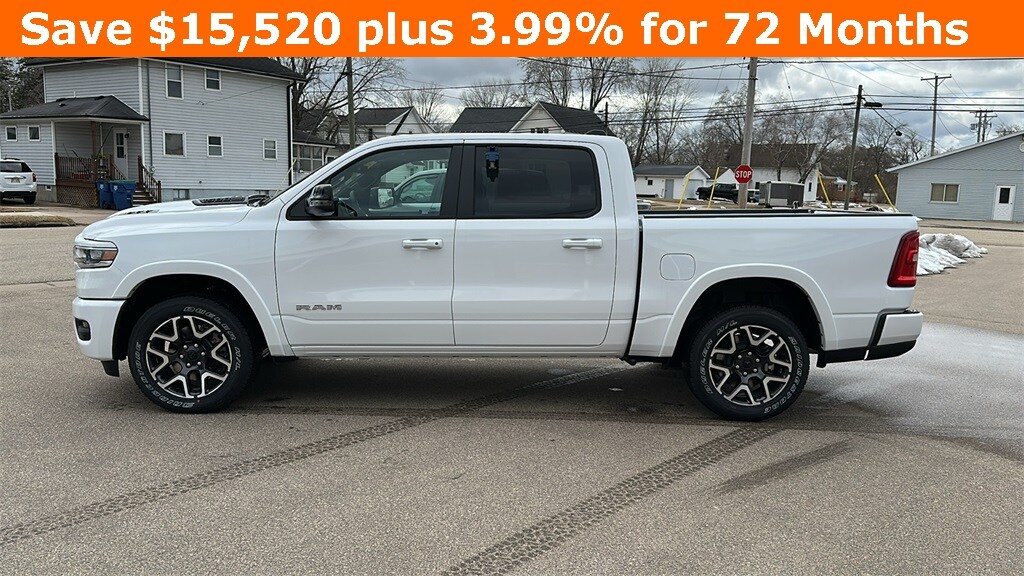 New 2025 Ram 1500 LARAMIE CREW CAB 4X4 5'7 BOX Pickup