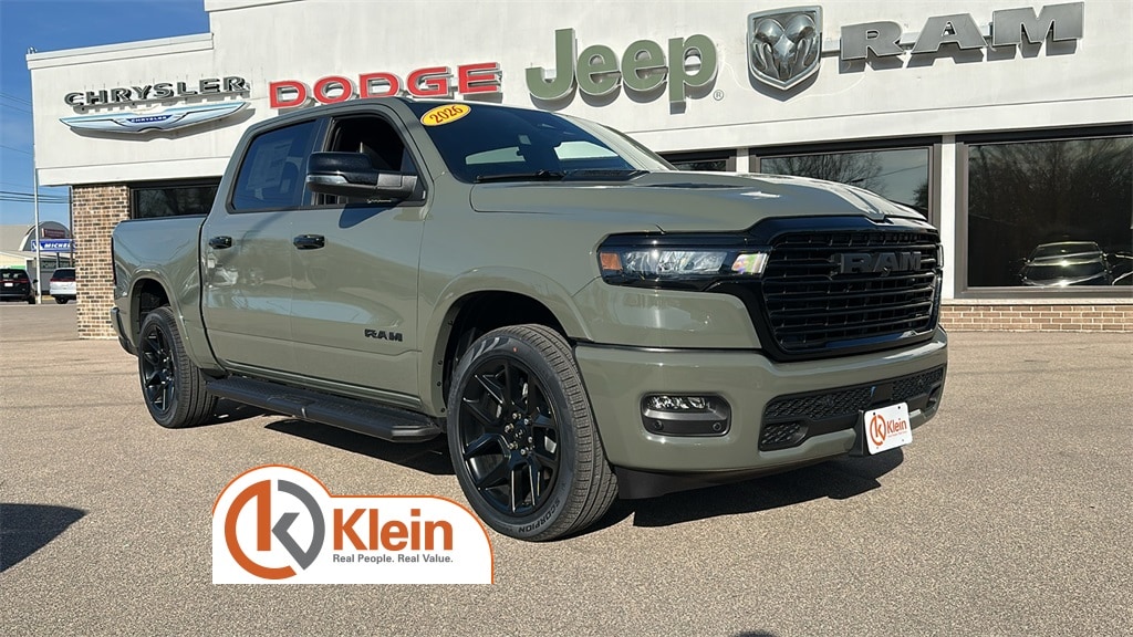 New 2026 Ram 1500 LARAMIE CREW CAB 4X4 5'7 BOX Pickup