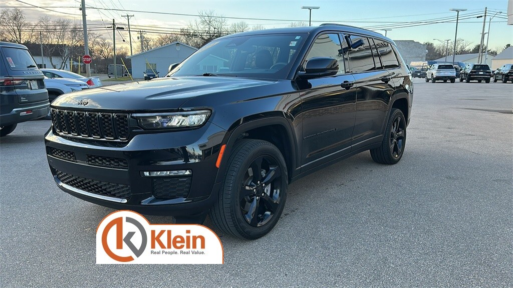 2024 Jeep Grand Cherokee Limited photo 3