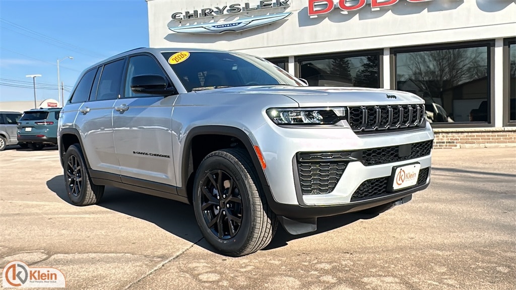 New 2026 Jeep Grand Cherokee LAREDO ALTITUDE 4X4 Sport Utility