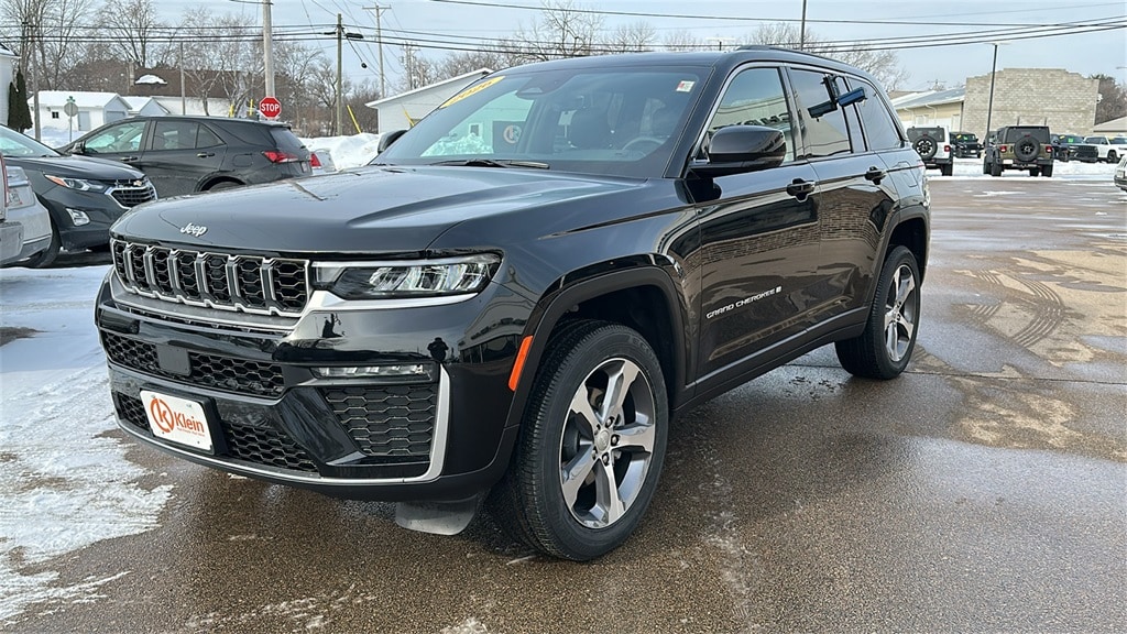 New 2026 Jeep Grand Cherokee LIMITED 4X4 Sport Utility