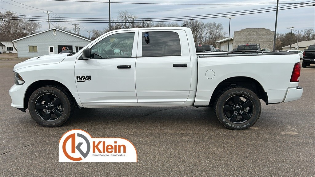 2023 Ram 1500 Classic Tradesman photo 4