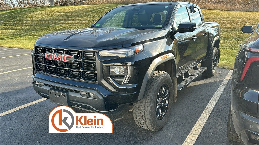 Used 2023 GMC Canyon Elevation Truck Crew Cab