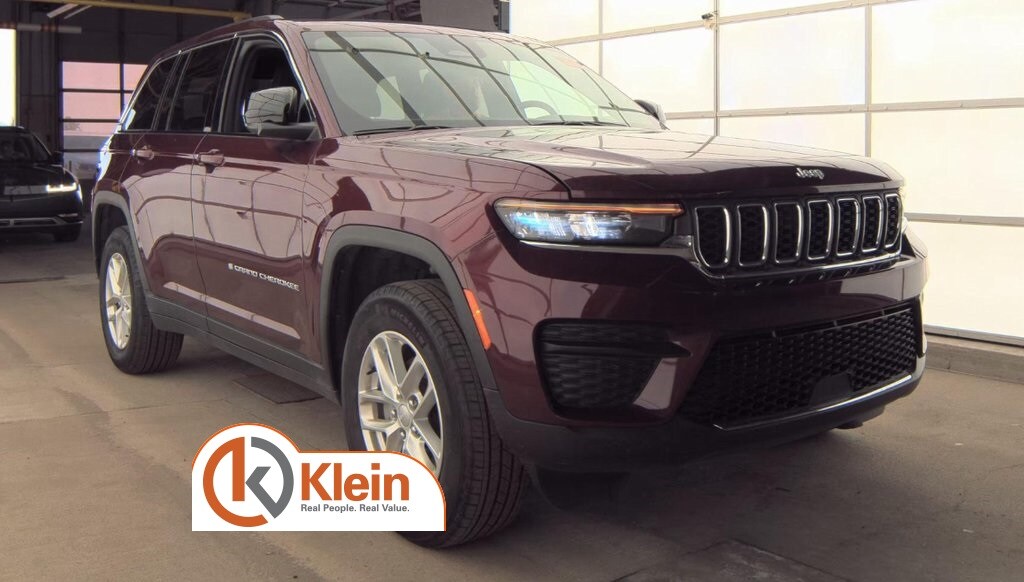 2024 Jeep Grand Cherokee Laredo photo 2