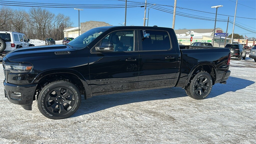 New 2026 Ram 1500 BIG HORN CREW CAB 4X4 5'7 BOX Pickup
